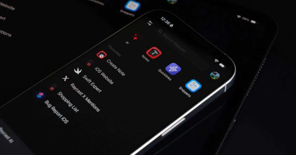 Raycast Révolutionne l’Univers des Applications : Découvrez Son Premier Lancement sur iOS !