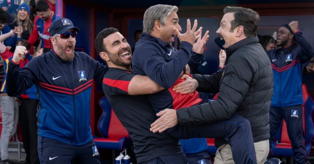 Découvrez pourquoi la saison 4 de Ted Lasso va révolutionner votre été !